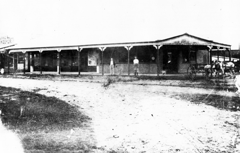 John Gordon’s Butcher Shop designed by architect C. D. Lynch and built by J. H. Beale in 1910. Photograph courtesy of the Mulgrave Shire Historical Society.