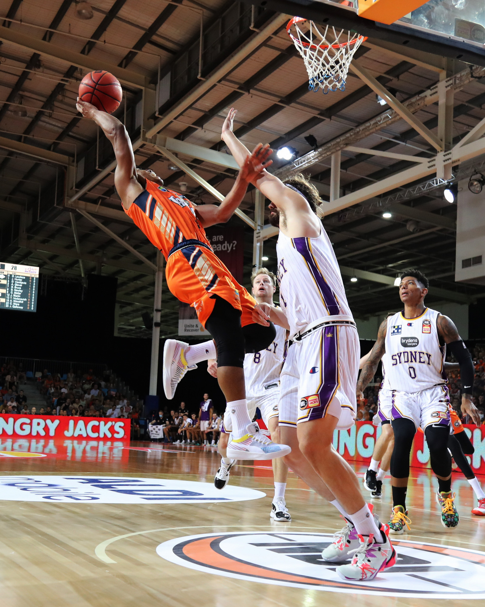 Cameron Spacecam Oliver goes hard to the basket Photo Credit: Gordon Greaves/Cairns Taipans