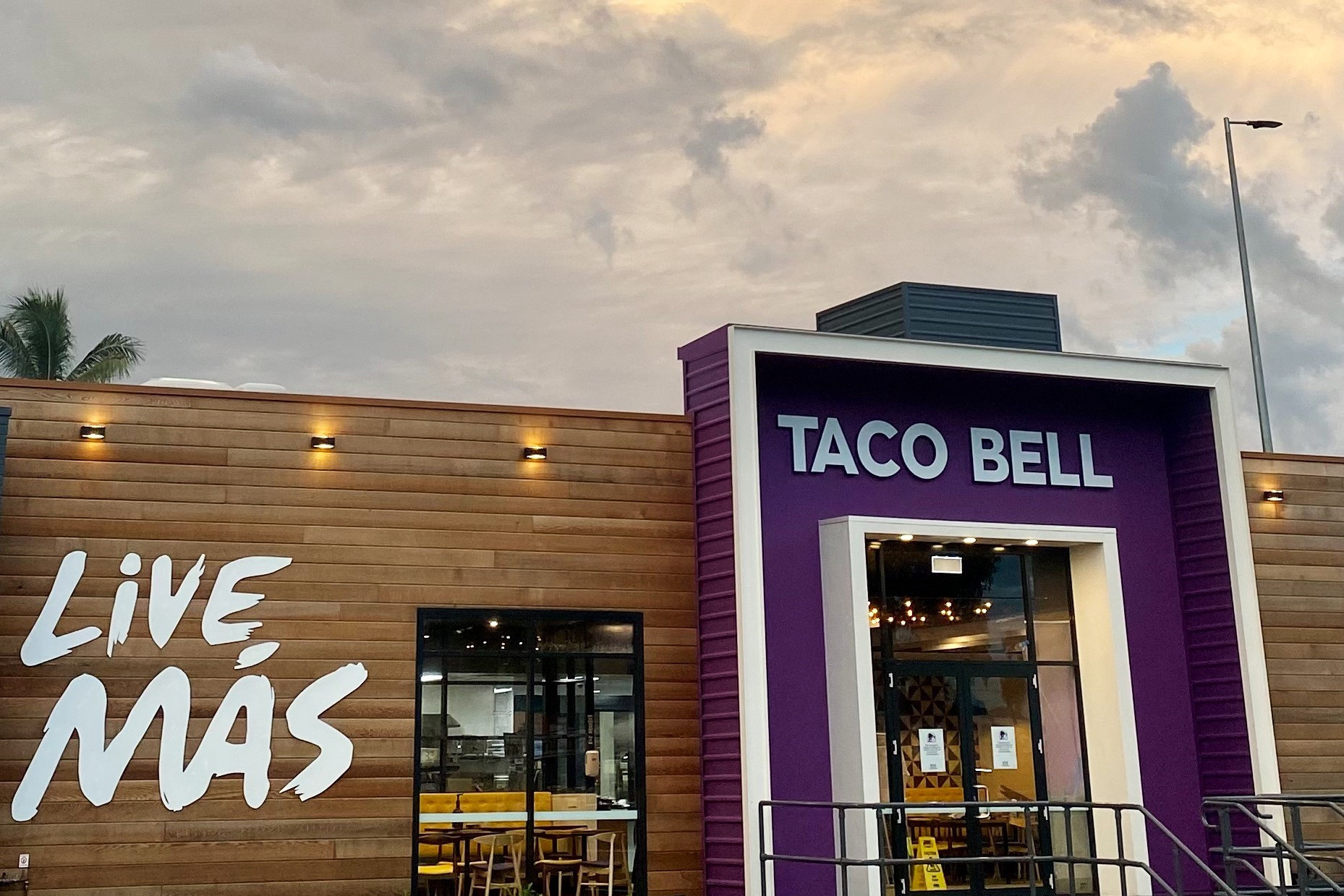 Taco Bell Arrives In Cairns - feature photo