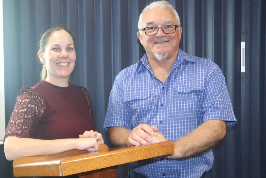 AusIndustry Regional Manager North Queensland Renee Chilton and Entrepreneurs’ Programme Growth Facilitator Graham Bell in Mareeba.