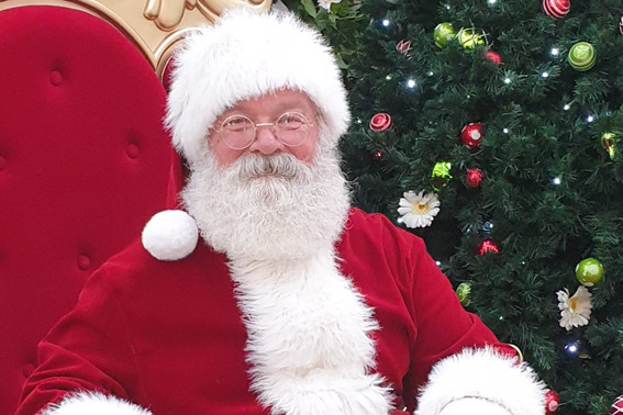 Wayne's World: Breaking News: Wayne proves Santa is real - feature photo