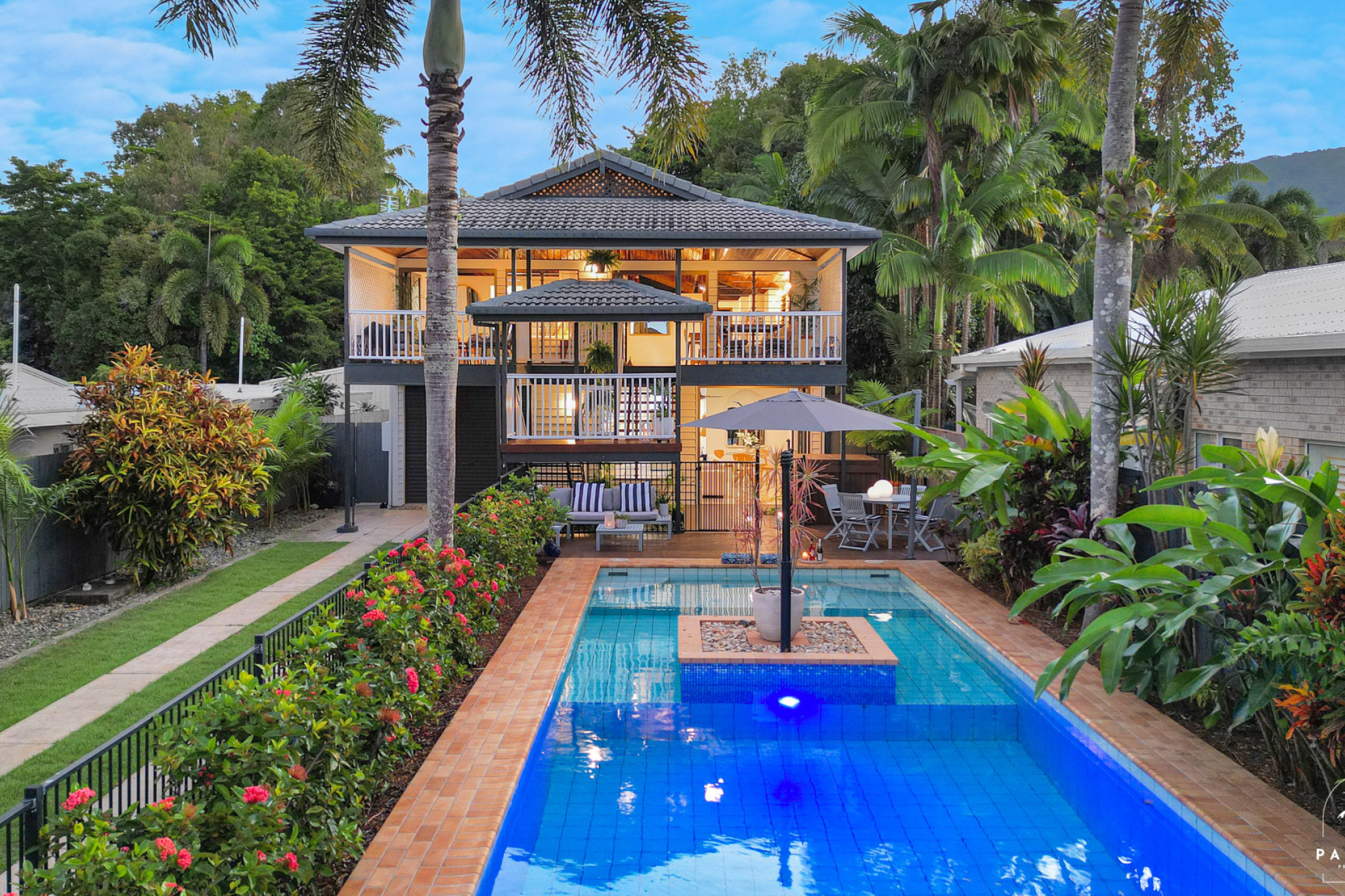 41 Arlington Esplanade, Clifton Beach