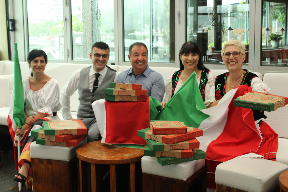 (L-R) Rita Rosacleiro, Claudio Di Bartolomeo, Steve Cordenos, Stephanie Lovannella and Patty Poutanen