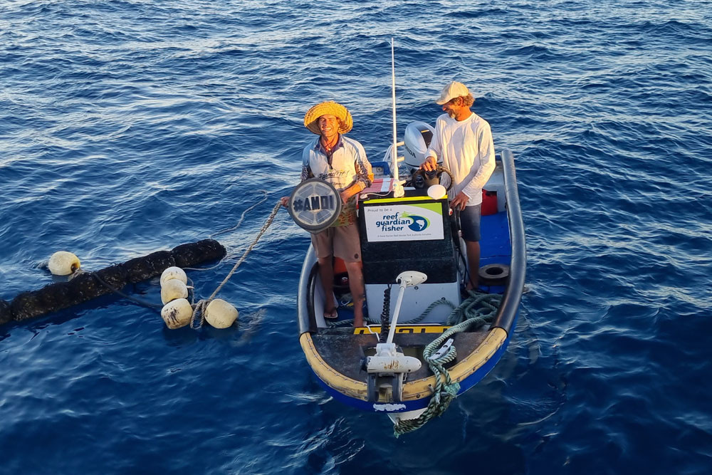 Busting ghost nets haunting the Great Barrier Reef - feature photo