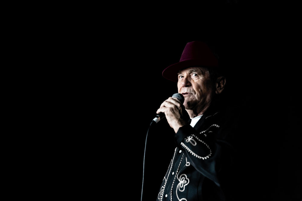 Singer Glenn Shorrock, who now lives at Port Douglas, is part of the Savannah Sounds line-up for Port Douglas Carnivale. Picture: Occhio Photography