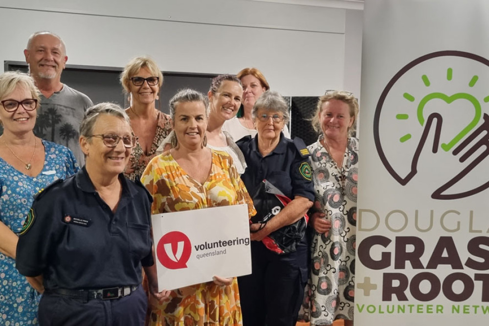 Local volunteers training with Volunteering Queensland