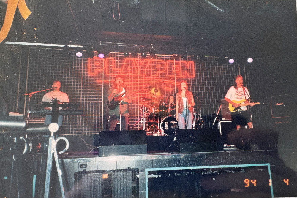 Big Noise performing at the Playpen, Lake St, Cairns, in 1994. Picture: Big Noise