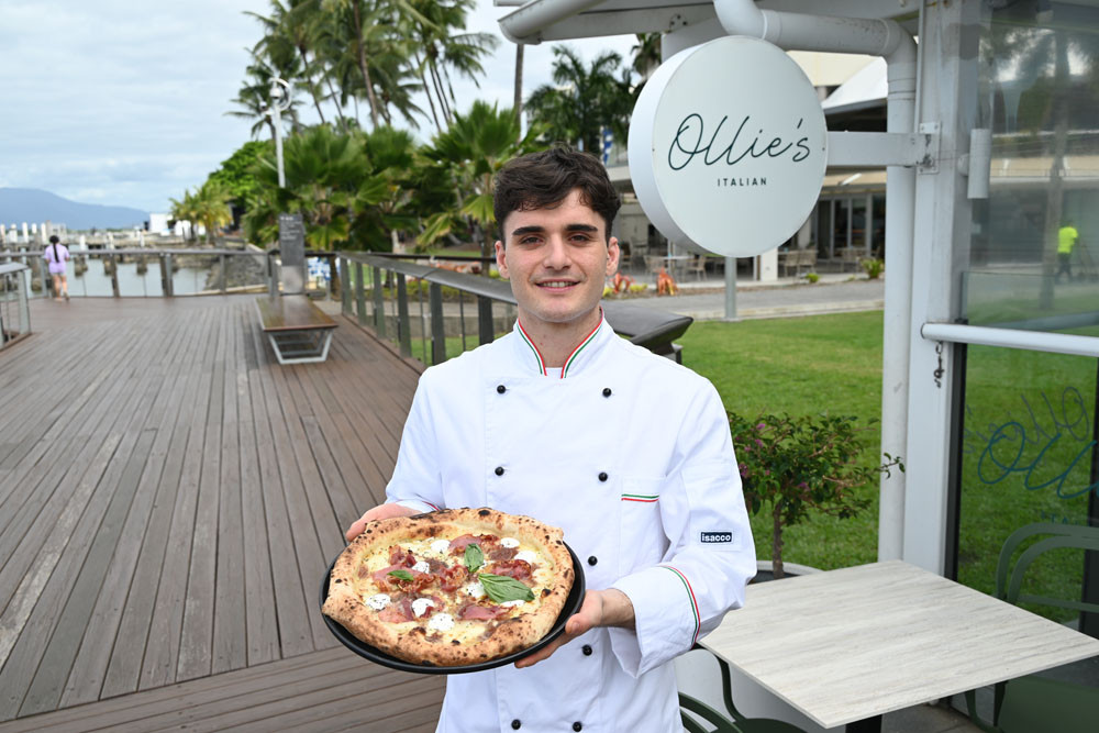 Ollie’s Italian head pizza chef Nicola Pellegrino with his award-winning pizza ‘Rustica’. Picture: Isabella Guzman Gonzalez