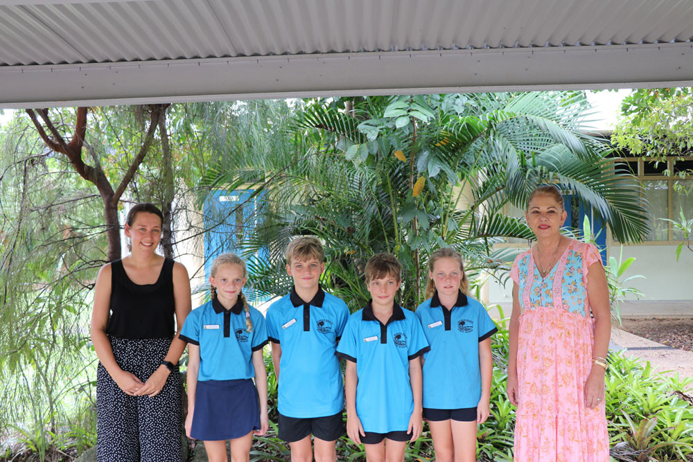 Wonga Beach State School Principal Miss Emma Tait with student leaders and Douglas Shire Deputy Mayor Cr Lisa Scomazzon