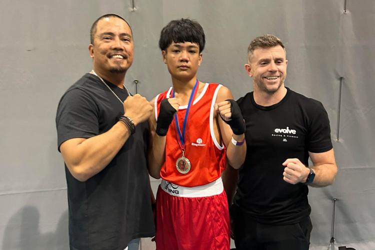 Nate Martinelli (centre) with Dad Armen Bacalso Martinelli (left) and coach Aaron Wellman. Picture: Supplied