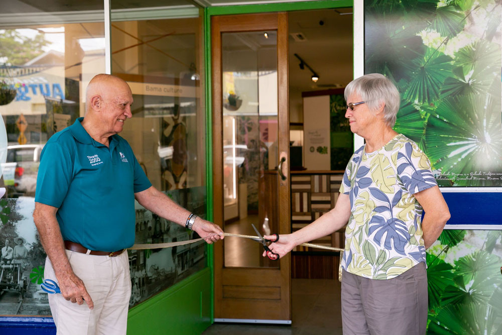 Cairns Regional Council Mayor Bob Manning OAM and Ruth Boustead cutting the ribbon.