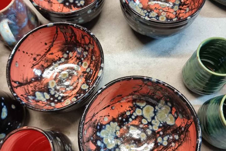Beautiful works on show, a chance to try ‘clay and play’, and much more at the Cairns Potters Club open day this weekend.
