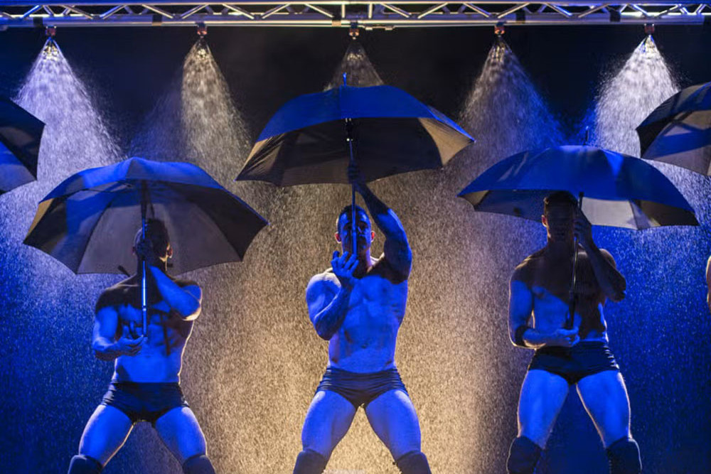 The Sydney Hot Shots will be at the Parkview Hotel, Gordonvale, for a one night only show.