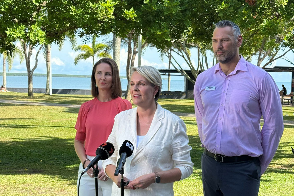 Mayor Amy Eden (left), Water Minister Tanya Plibersek and Labor’s Leichhardt candidate Matt Smith on the Cairns Esplanade. Picture: Supplied