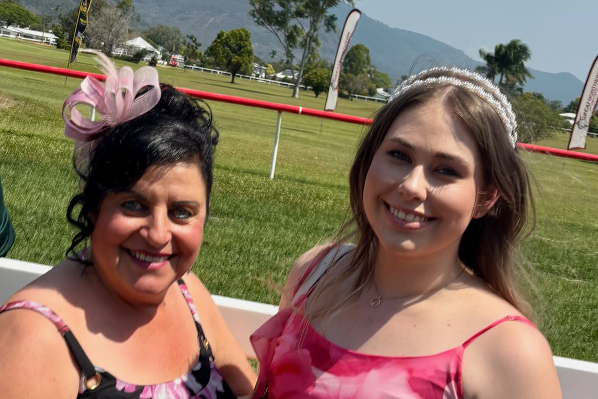 Frances Alley and Caitlin Laney dressed up for last Saturday’s Gordonvale races. Pictures: Frances Alley