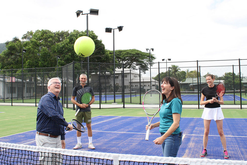 Mayor Terry James (left) and Councillor Cathy Zeiger celebrate the opening of the new Henly Street Tennis Club with head coach Matt McCray and secretary Vanessa Petkova.