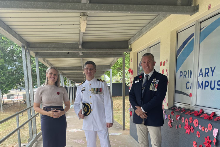 Current Member for Barron River Bree James (left), former HMAS Cairns commanding officer Alfonso Santos and Cairns RSL Sub Branch president Nathan Shingles at the 2023 Draw to Remember at Redlynch State College. Picture: Supplied