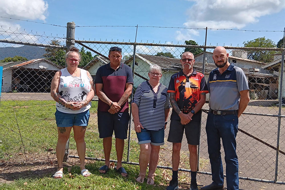 Susan Tyler, Allan Kelly, Alex Bennett, Steve Bennett and division 2 candidate Steve Lippingwell. Picture: Supplied.