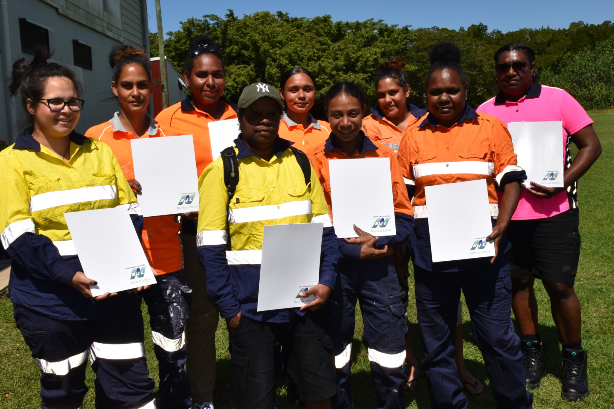 Jobs roll in for unemployed - feature photo