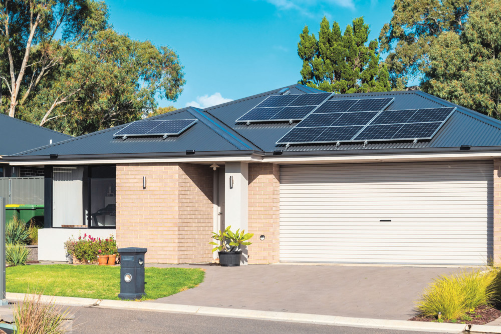 Cairns in the top 15 rooftop solar postcodes - feature photo