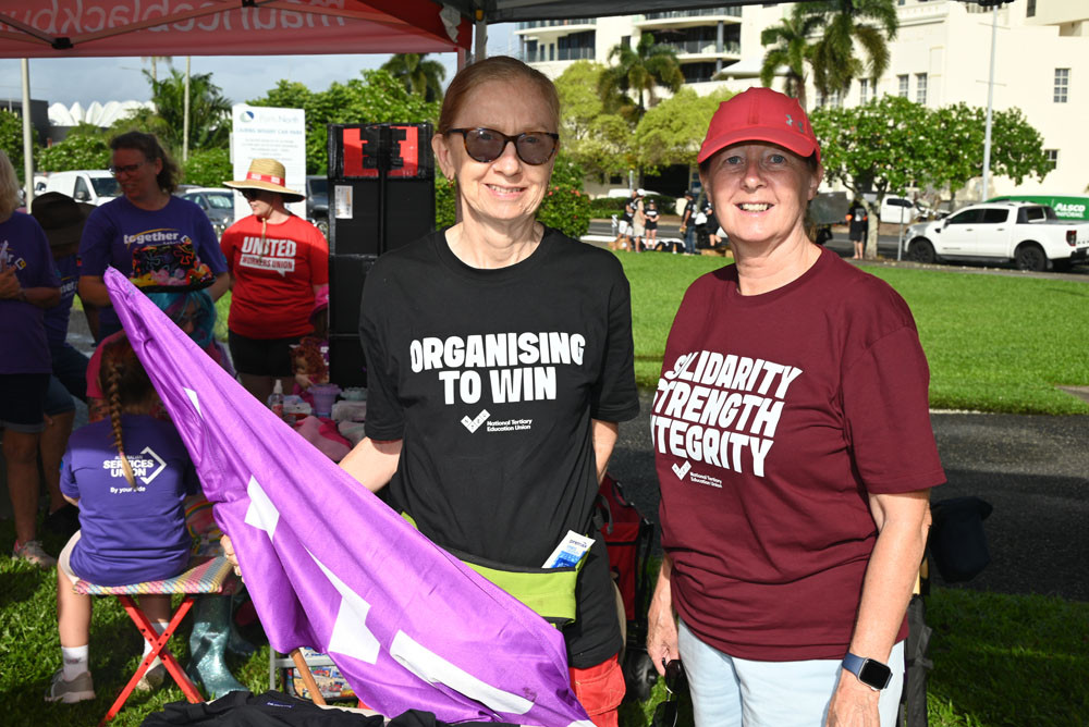 Bronwen Forster and Suzanne McIntyre from the National Tertiary Education Union.