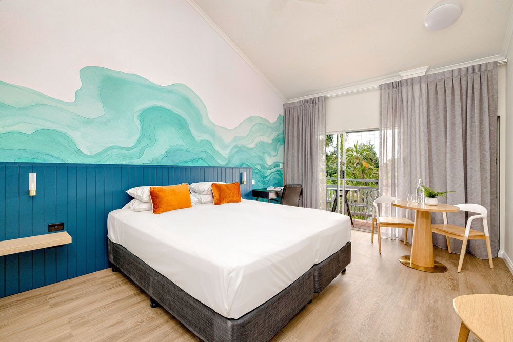 pg-21—-mercure-cairns-executive-king-room.jpg