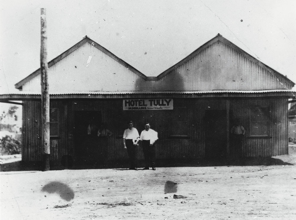 The first Hotel Tully, ca. 1925, courtesy SLQ.