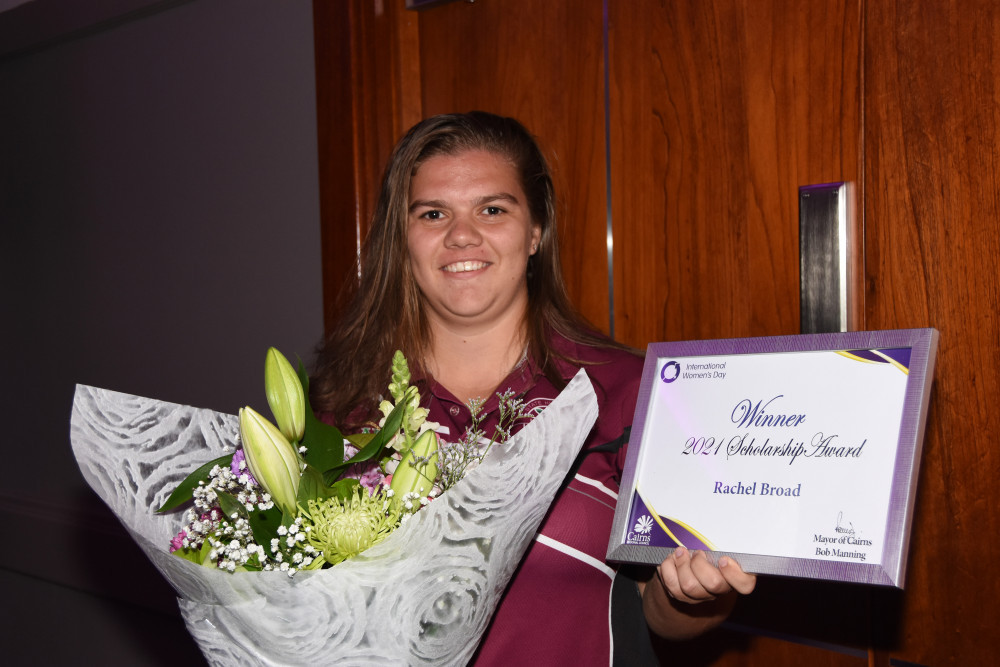 Rachel Broad with her Scholarship award 2021